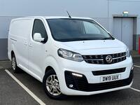 VAUXHALL VIVARO